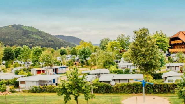 camping-20818f21-f7a0f5a42048w