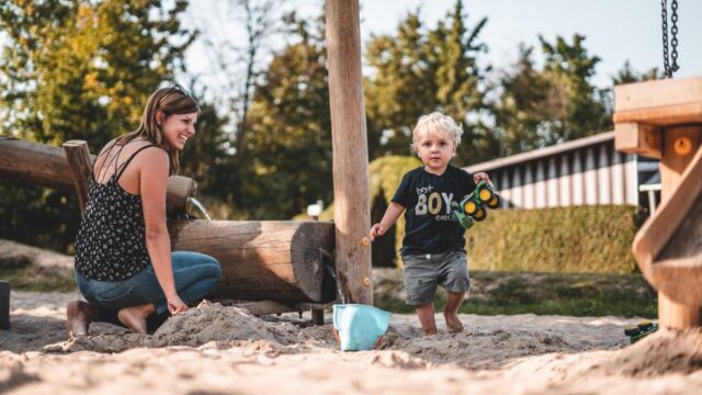 wasser-sand-spielplatz
